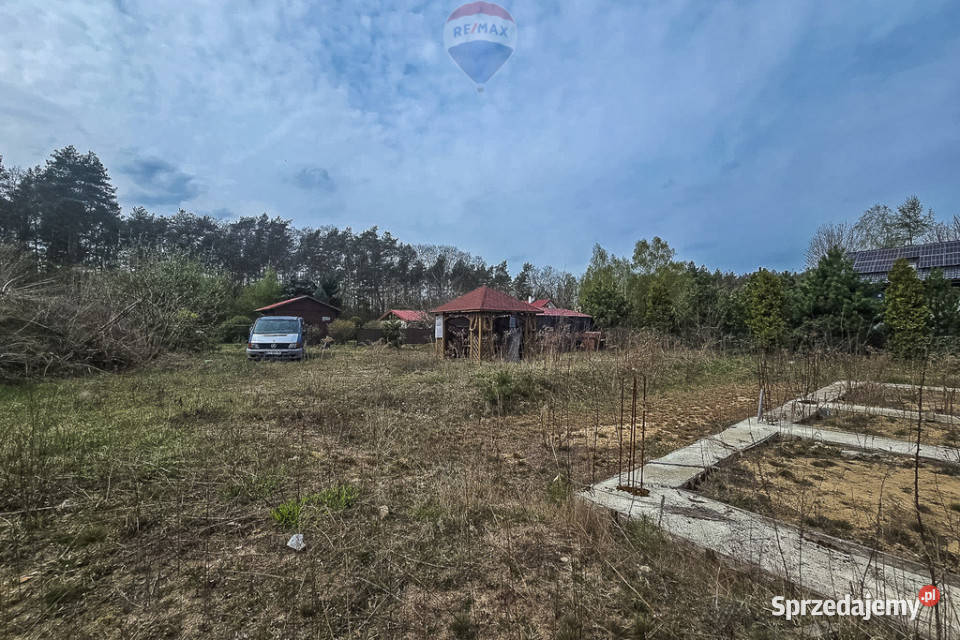 Leonów Dom w budowie na działce 1304 m Media łódzkie