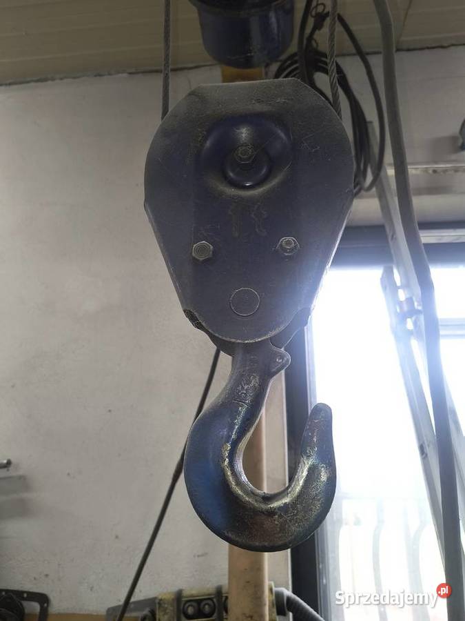Sprzedam suwnice mocna 1 tonowa Narzędzia warsztatowe Piła sprzedam