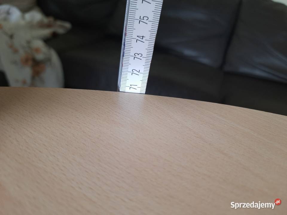 Okrąg Stół średnica 80 wysokość 705 i dwa 70.5cm Morąg sprzedam