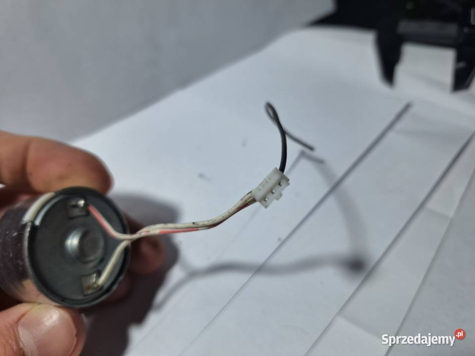 Silnik silniczek do magnetofonu ZB3 309