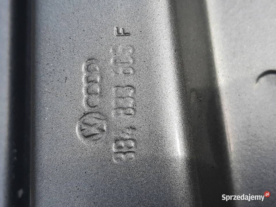 VW Passat B5 drzwi prawe tylne prawy tył osobowe Drzwi Ksawerów