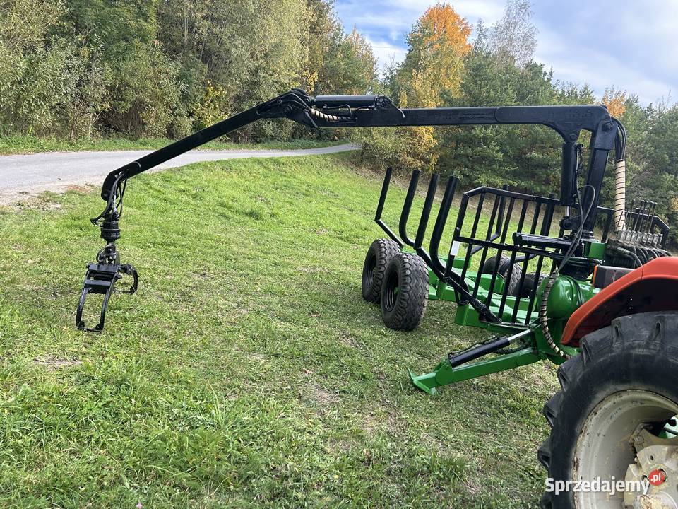 Przyczepa leśna przyczepa zrywkowa Farma T6 Farmtrack małopolskie Nowy Sącz