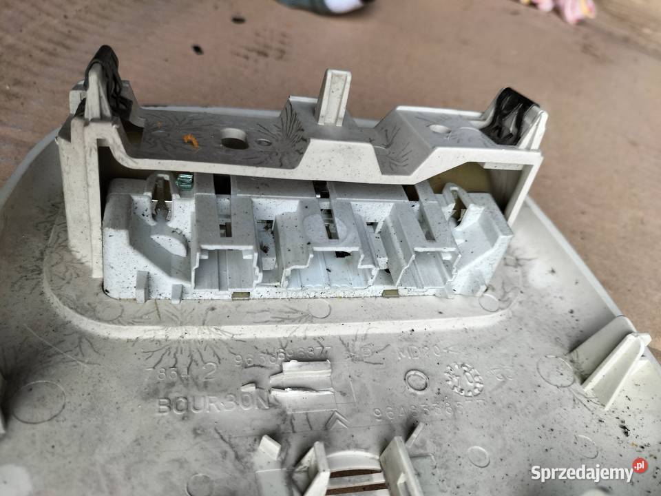 CITROEN C4 Lampka wnętrza 9636696877 Kamień-Kolonia
