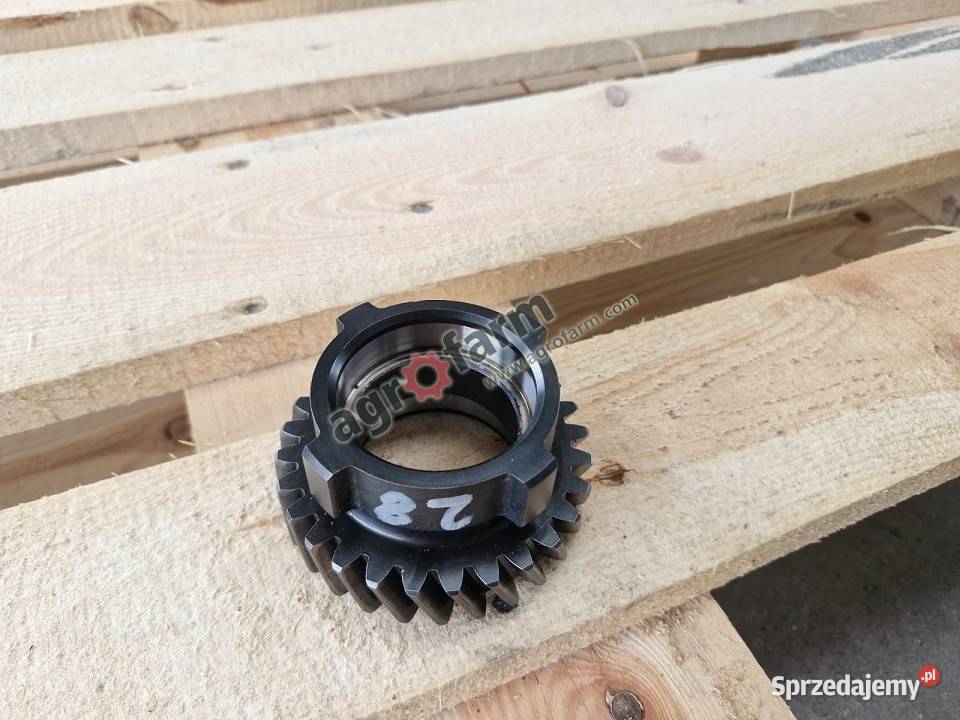 Koło zębate Z28 Holland T350 T455 T475 Byków