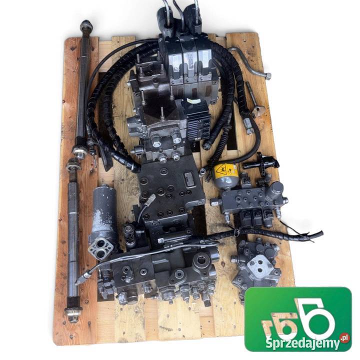 Rozdzielacz hydrauliczny 4281760M1 Zawór AGCO Wilkowo
