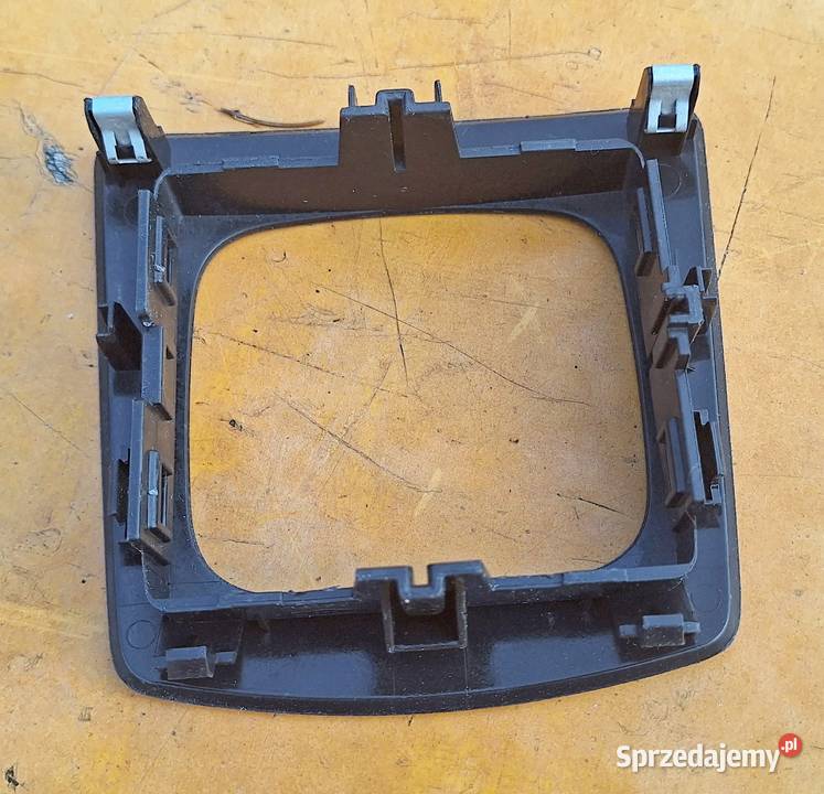 RENAULT SCENIC III RAMKA PANELI STEROWANIA osobowe