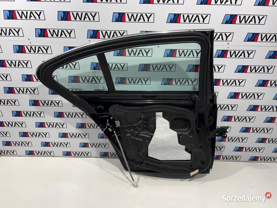BMW 5 F10 DRZWI LEWY TYŁ LEWE TYLNE 475 BLACK