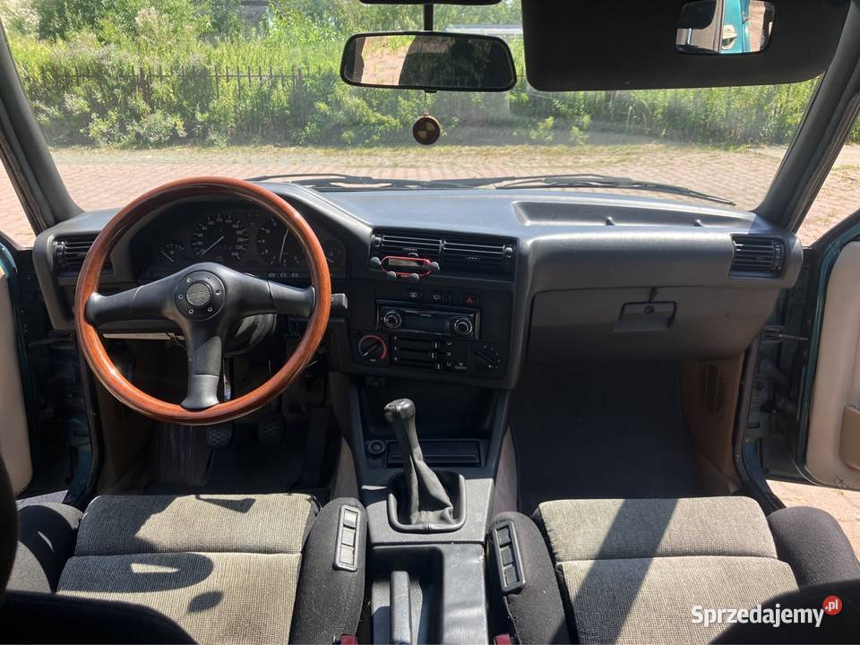 Kierownica BMW e30 momo drewniana śląskie Dąbrowa Górnicza