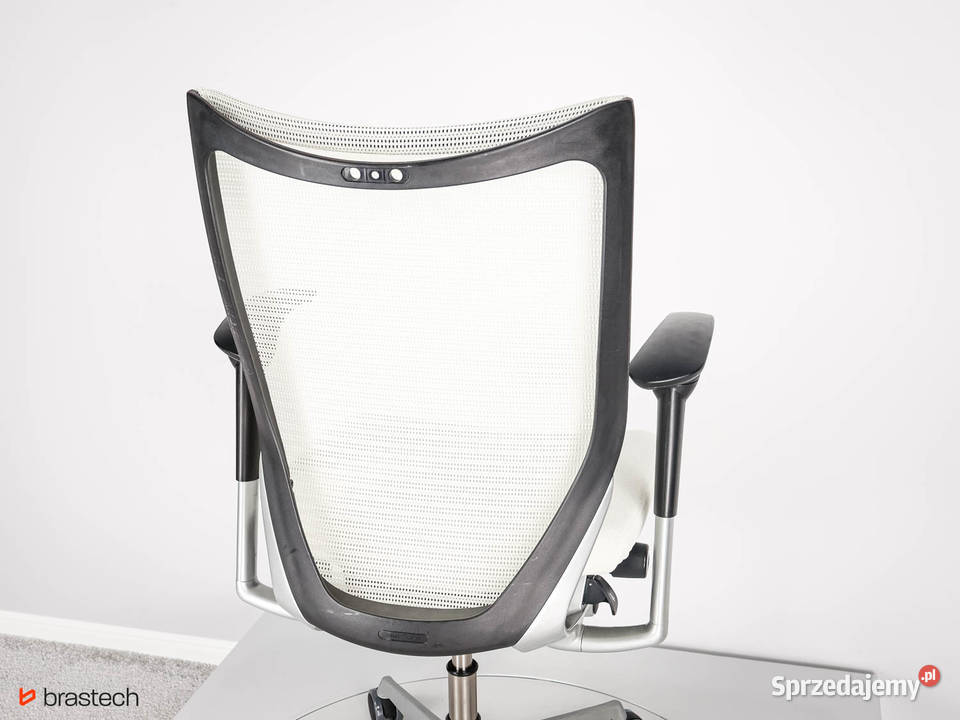 Fotel ergonomiczny Okamura CP Baron Sątoczno
