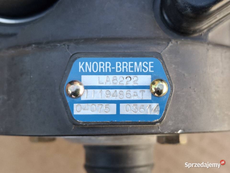 IVECO EUROCARGO OSUSZACZ POWIETRZA PODSTAWA Bieleń