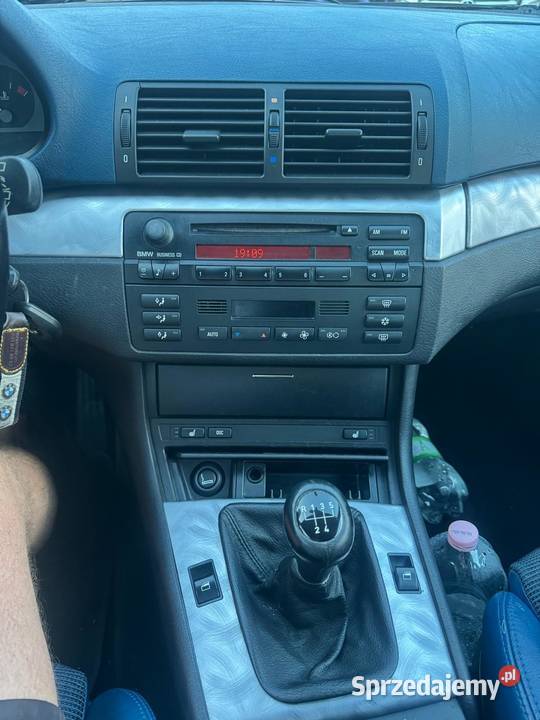 BMW Seria 3 325i klimatyzacja