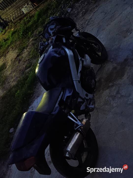 Honda Vfr 750 RC 36 1997 PT i OC jest Zbuczyn