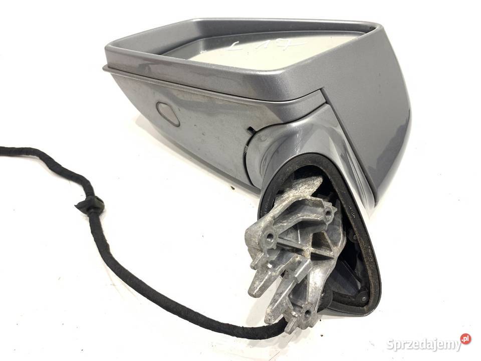 LUSTERKO LEWY MERCEDES C218 Hatchback 1117