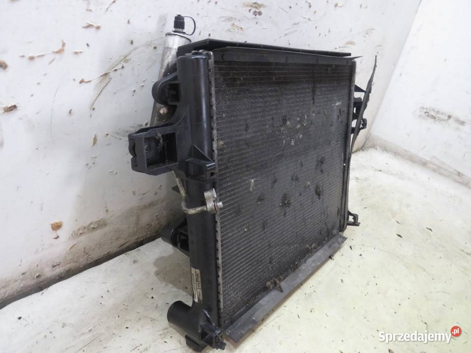 CHŁODNICA WODY WENTYLATOR JEEP WK 30 CRD
