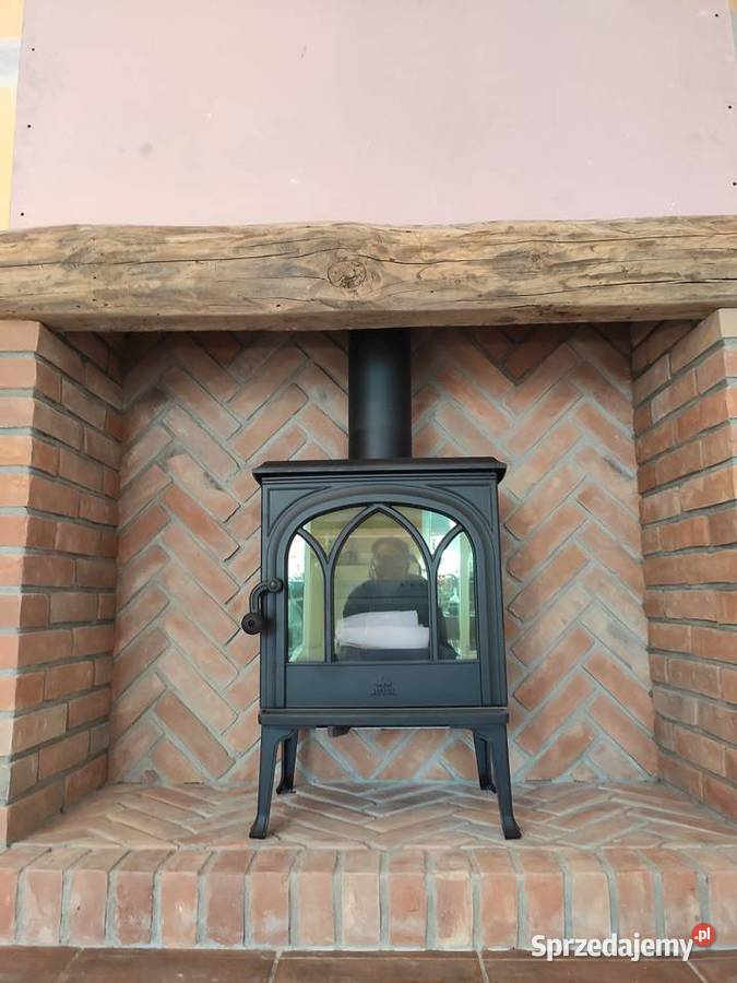 Montaż kozy piecyka pieca wkładu komina