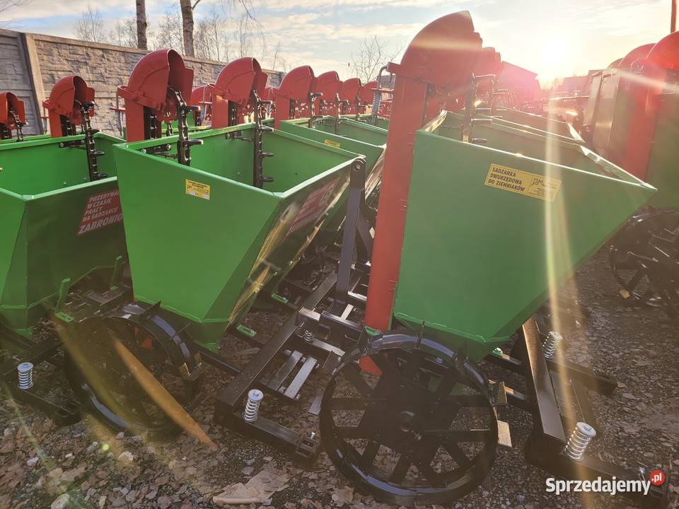 Sadzarka do ziemniaków do ciągnika 2 rzędowa lubelskie Cyców