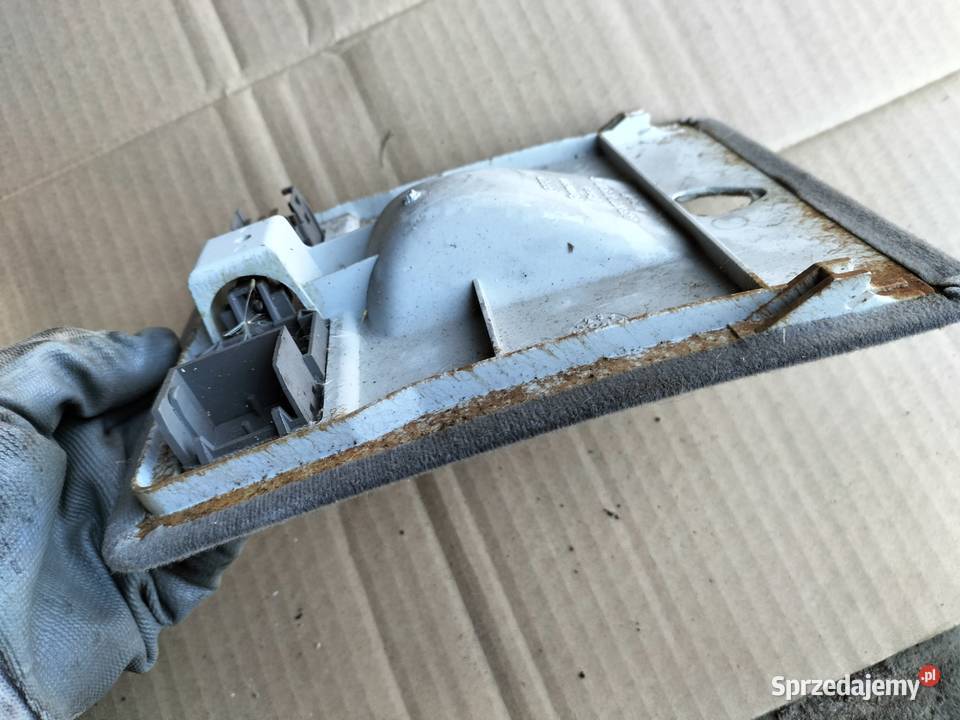 AUDI 80B4 80 B4 443877829 QR LAMPKA PODSUFITKI Kamień-Kolonia