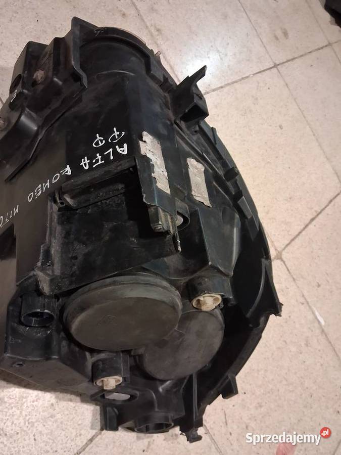 Alfa Romeo Mito lampa prawa przednia 0818 Stalowa Wola sprzedam