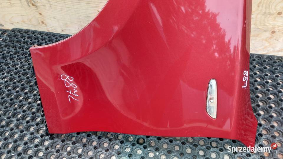 BMW E82 E87 BŁOTNIK PRZÓD LEWY A73 Błotniki Zbierkowo