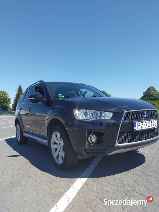 Mitsubishi Outlander czarny Pawłowo Skockie