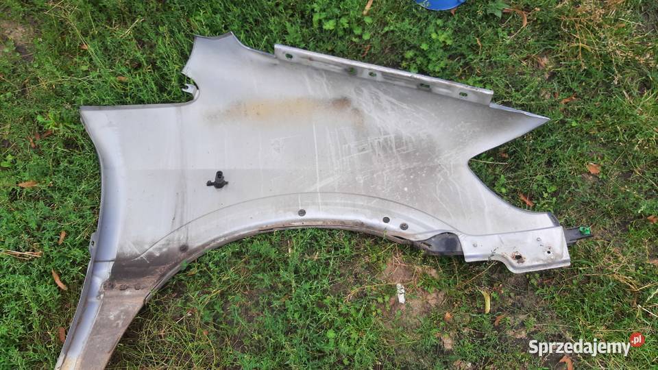 błotnik lewy przedni Opel Zafira A Dębno