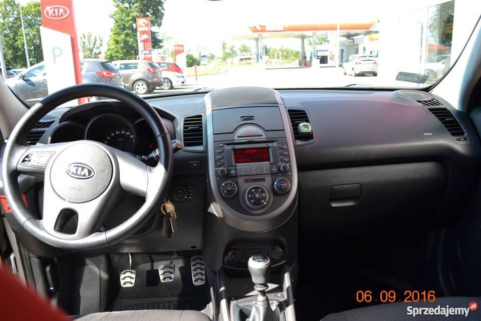 Kia nieuszkodzony kremowy 127KM łódzkie Łowicz