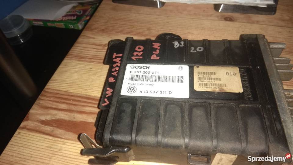 Komputer sterownik silnika Volkswagen passat B3