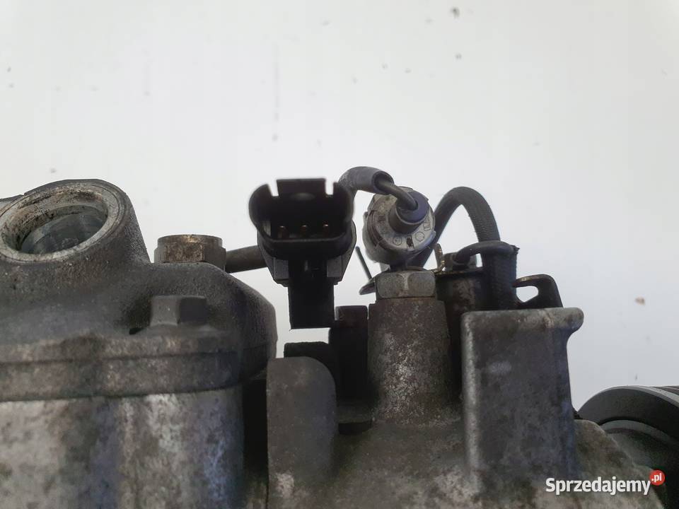 SPRĘŻARKA KLIMATYZACJI BMW F10 F11 20 D Chełm