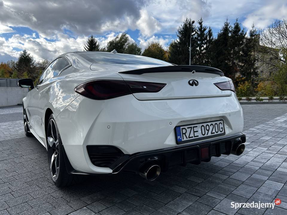 Infiniti Q60S Red Sport 405 4x4 podkarpackie
