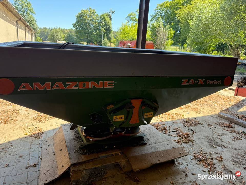 Rozsiewacz Amazone Zam 902 mazowieckie Stara Niedziałka