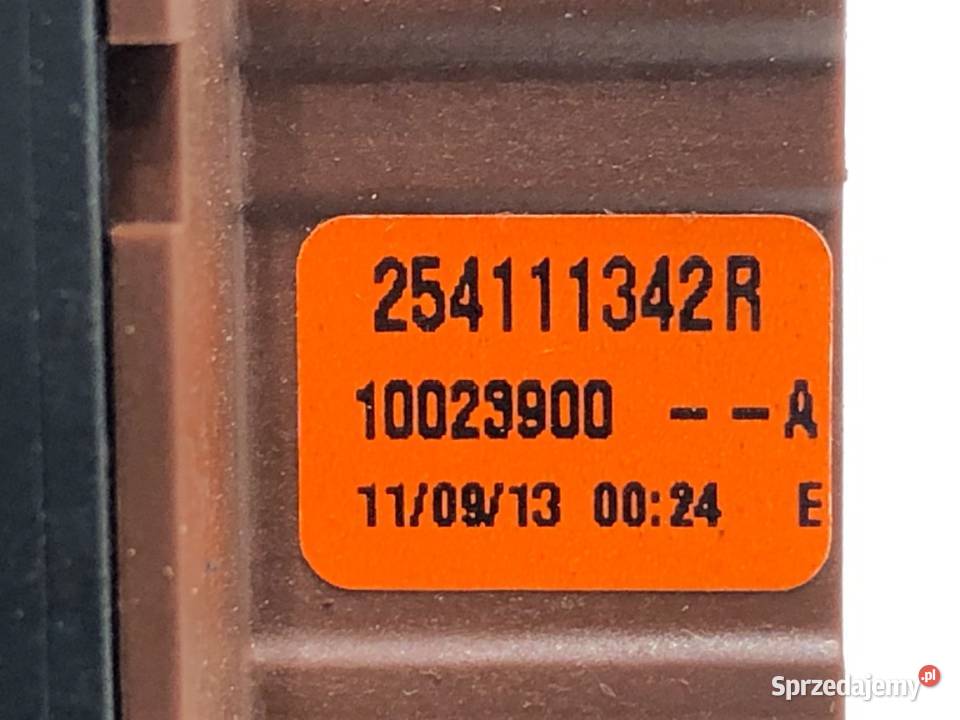 PRZEŁĄCZNIK SZYB DACIA DUSTER 254111342R 1018 osobowe