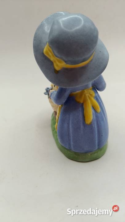 Figurka porcelana dziewczynka w kapeluszu