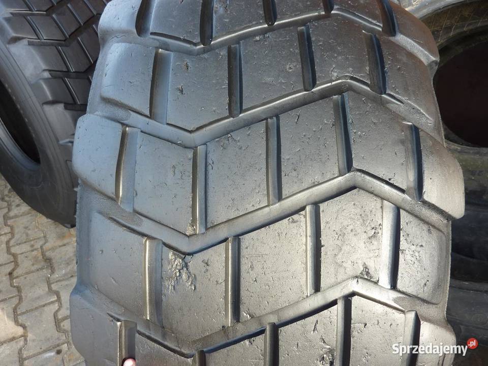 Opona używana rolnicza 24R205 MICHELIN XS 2000 Zaścianki