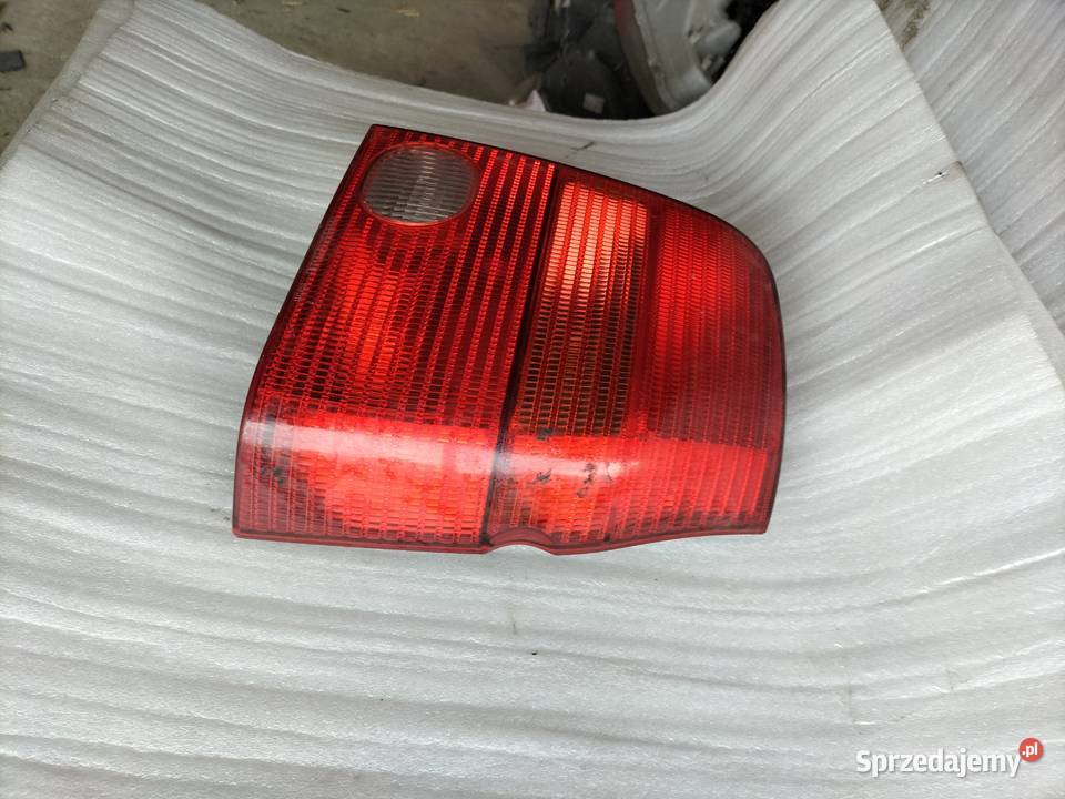 Volkswagen Lupo Lampa Prawa Tył 6H0945258
