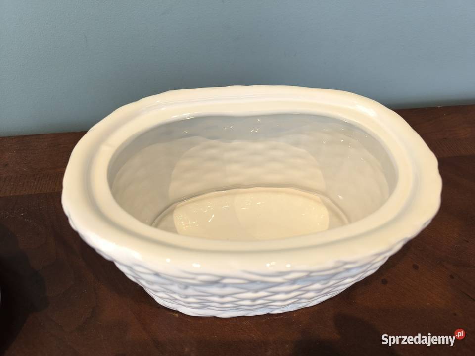 Piękna ozdobna figurka porcelanowa Porcelana i szkło łódzkie Łódź