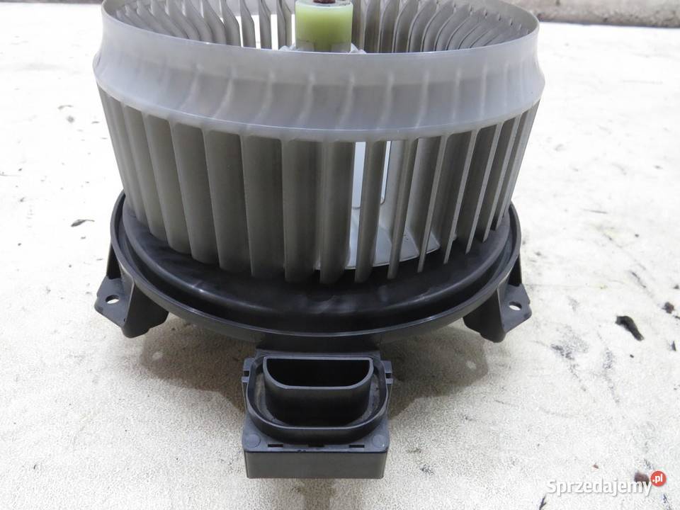 DMUCHAWA WENTYLATOR JAGUAR XJ X351 AV2727005381 sprzedam