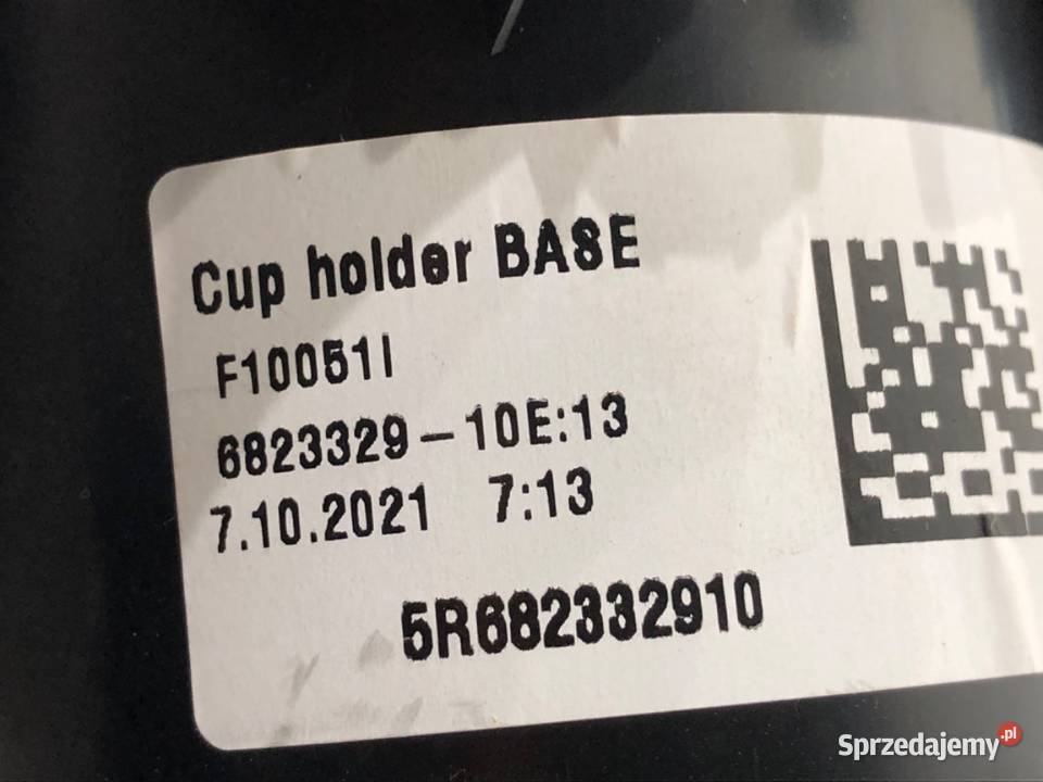 UCHWYT NA NAPOJE BMW F44 6823329 SportowyCoupe