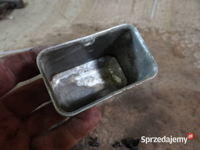 RABAT 2 dekielek regulatora napięcia Elmot Junak Żary