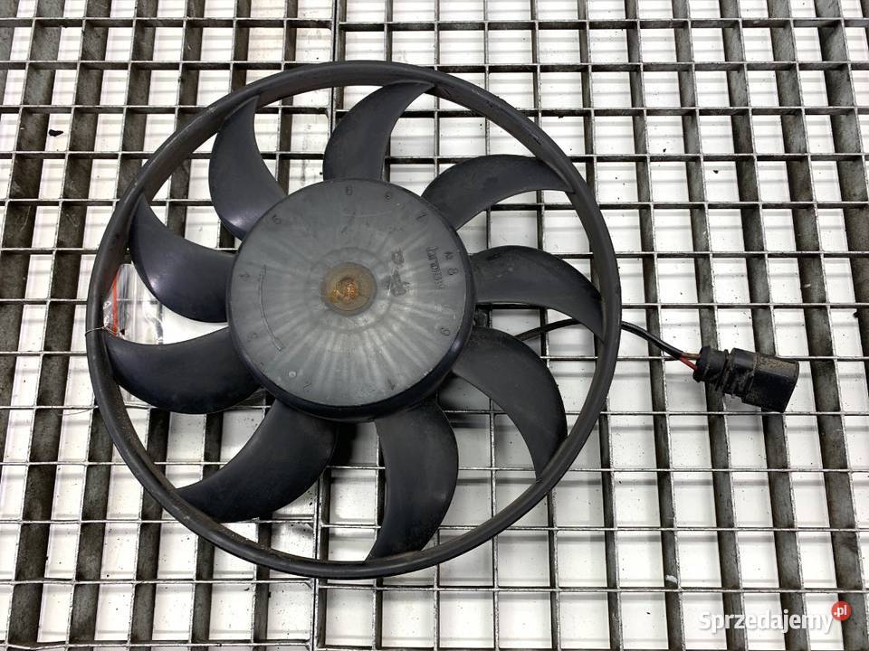 WENTYLATOR KLIMATYZACJI VW PASSAT B8 3G0971095G Wentylatory chłodnic klimatyzacji sprzedam
