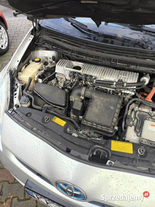 Toyota prius 18 hybryda z gazem Prius Kraków sprzedam