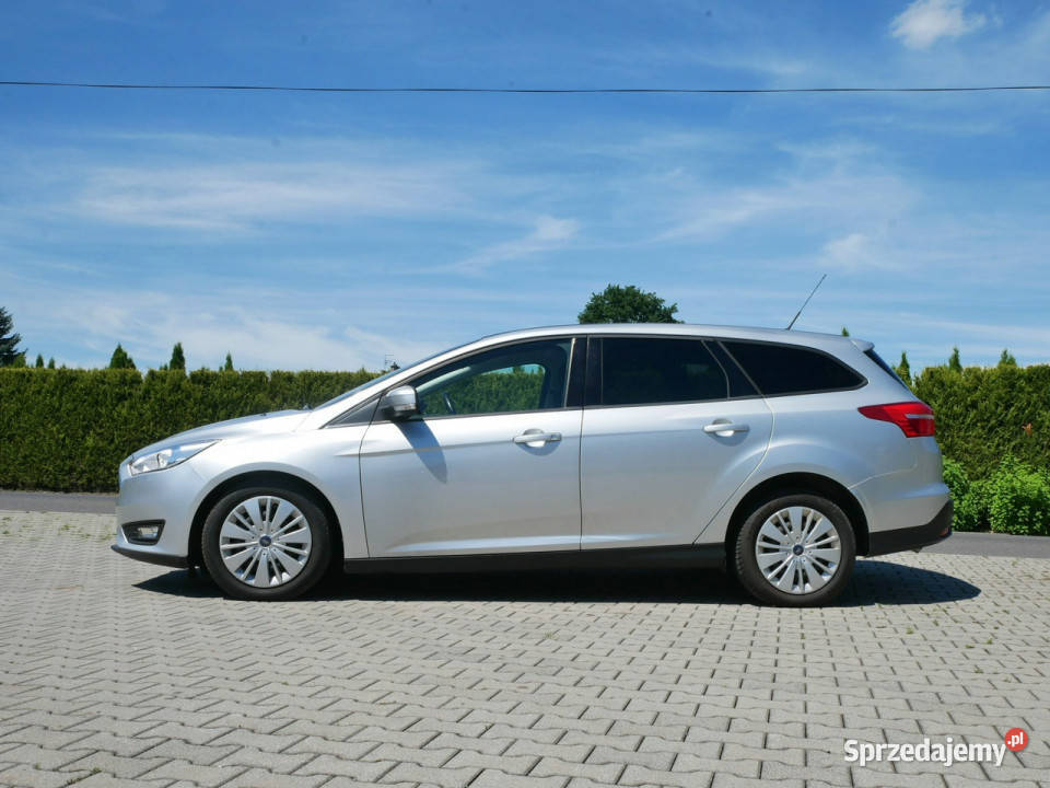 Ford Focus 10 EBst 100 Kombi Nowy Rozrząd Kpl 999cm3 Focus sprzedam