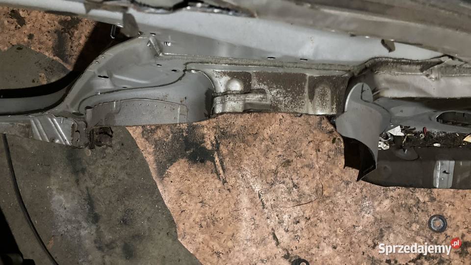 Błotnik prawy tył LS430 osobowe sprzedam
