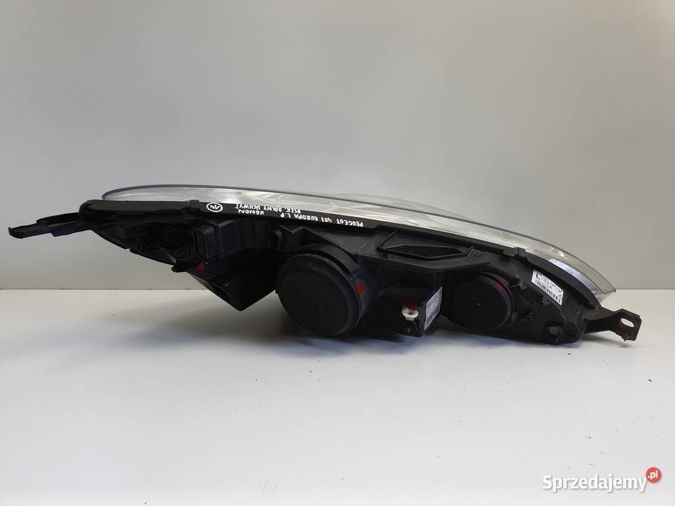 LAMPA LEWA Peugeot 407 0411r PRZEDNIA lewy przód lubelskie Rudka