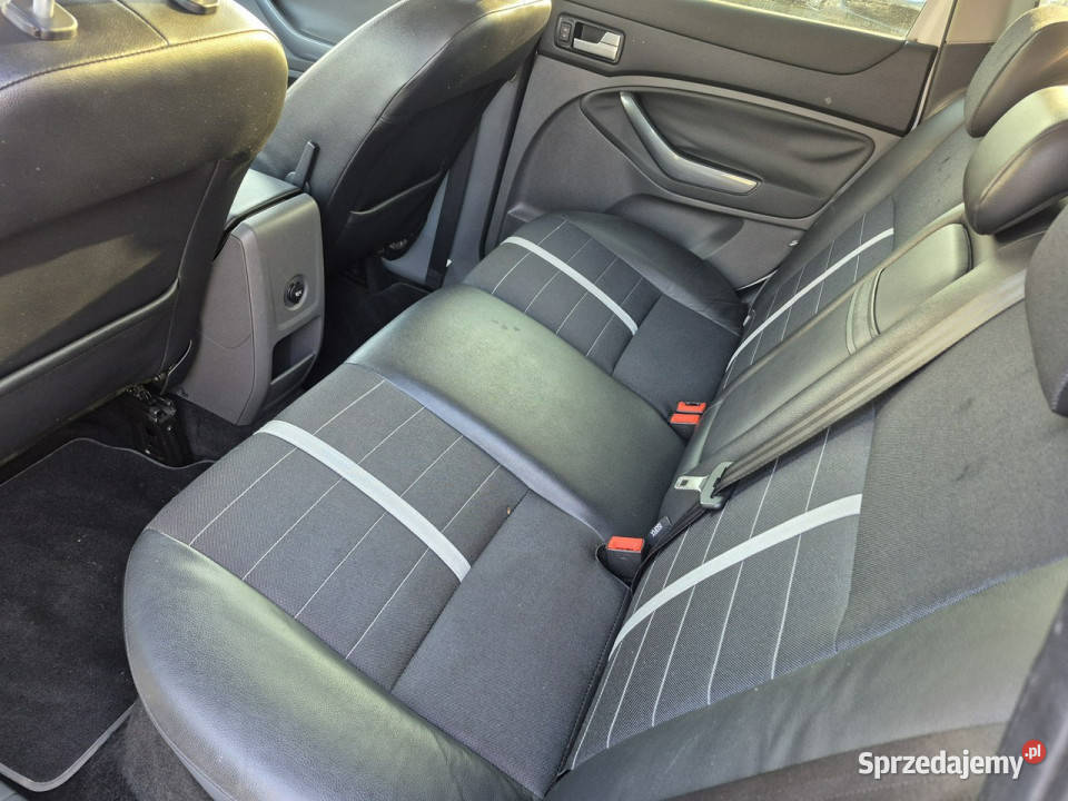 Ford Kuga pdc bezwypadkowy climatronic bez rdzy relingi dachowe Drelów