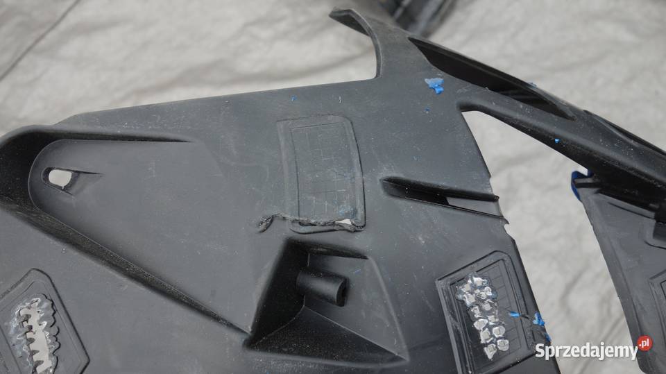 PEUGEOT 2008 II ŚLIZG ZDERZAK PRAWY LEWY PRZOD osobowe Ruda Śląska