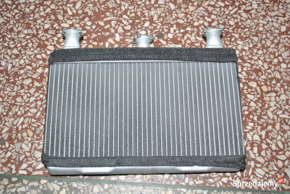 Nagrzewnica BMW SERIA 5 E60 E61 SERIA 6 E63 E64 Parowniki Poręba