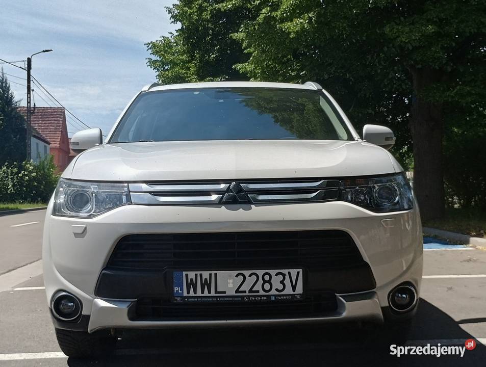 Mitsubishi Outlander salon 4x4 faktura VAT Strzegom sprzedam