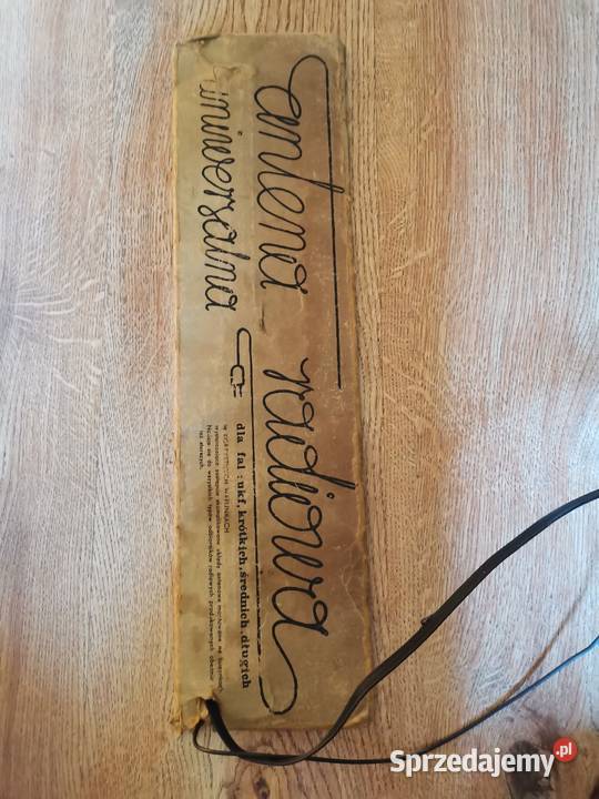 Stara antena radioiowa z czasów PRL u Kraków