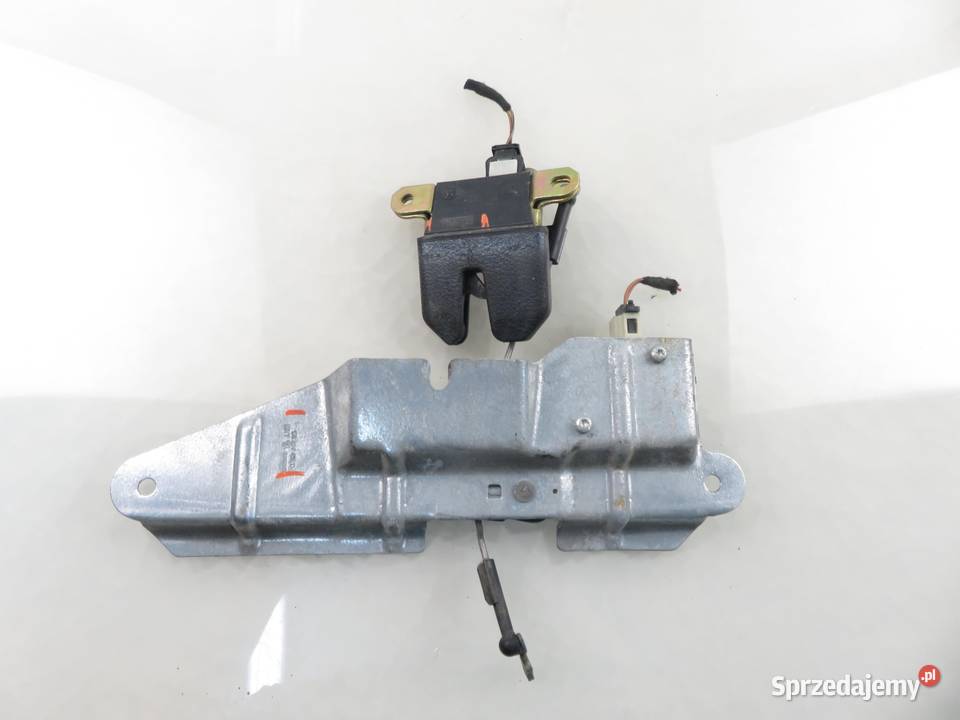 ZAMEK KLAPY VW BORA 1J5827425D 1J5827505D sprzedam