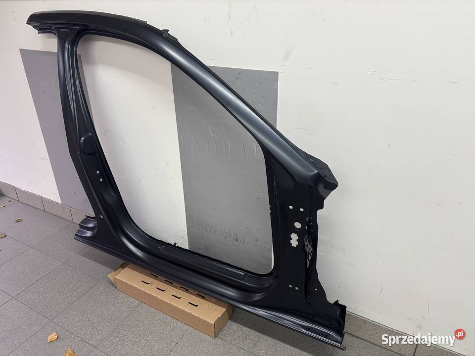 Poszycie A4 B9 prawe słupek bok ćwiartka Białystok